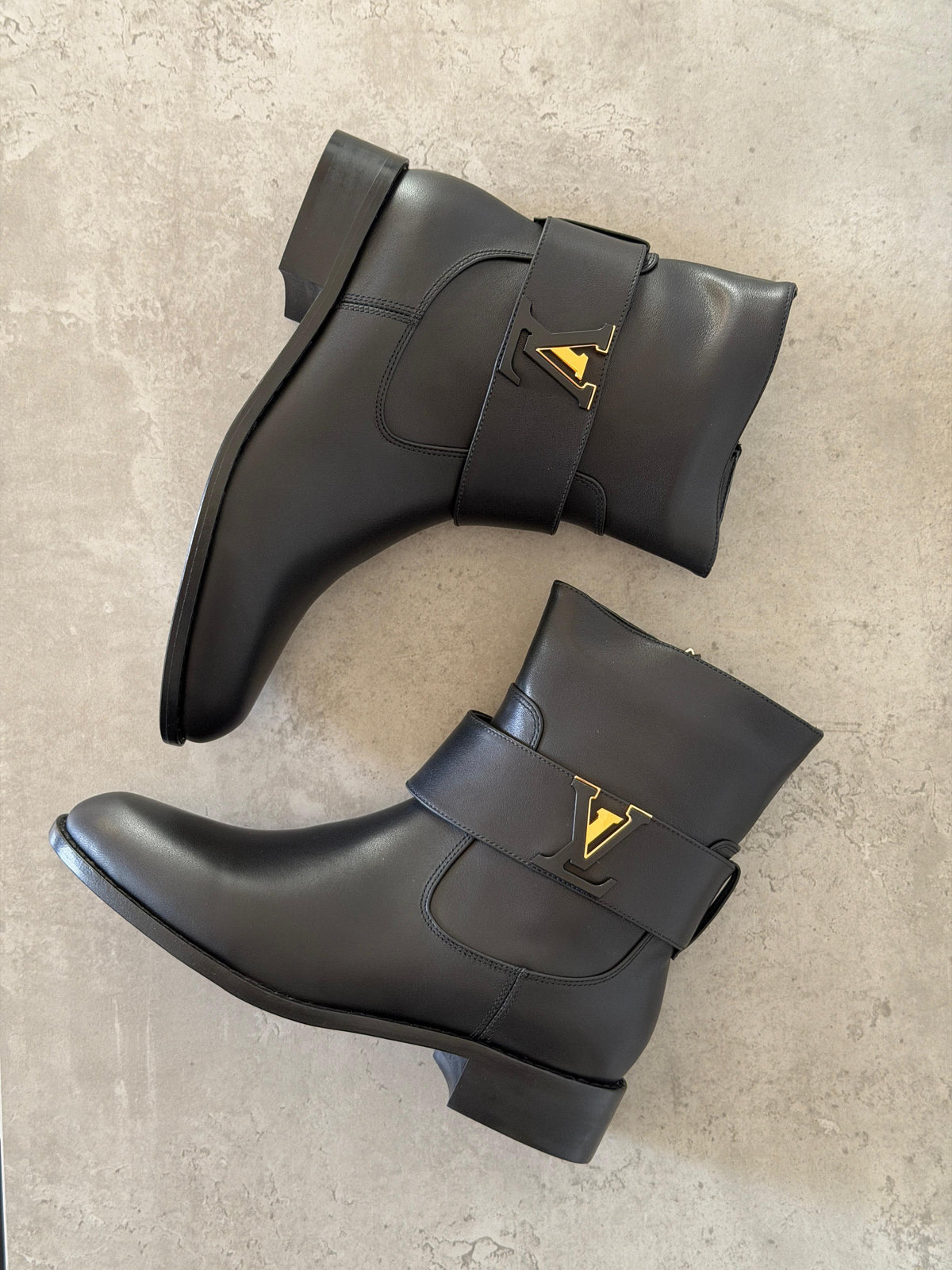 LV