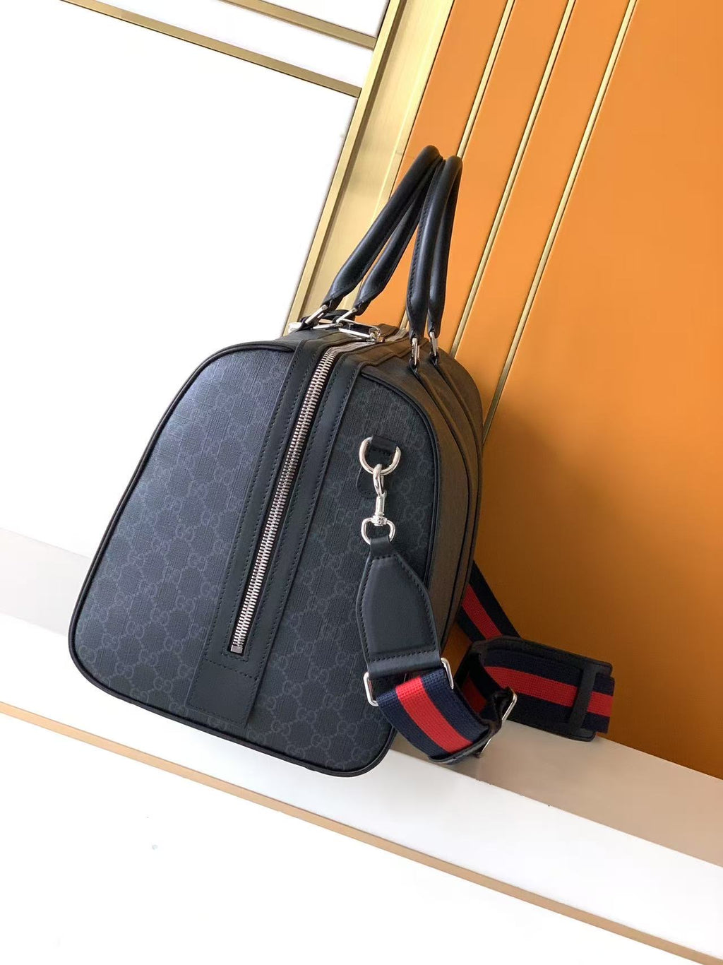 LV