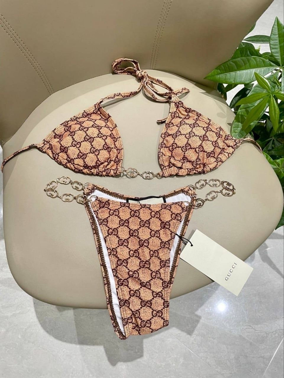GUCCI