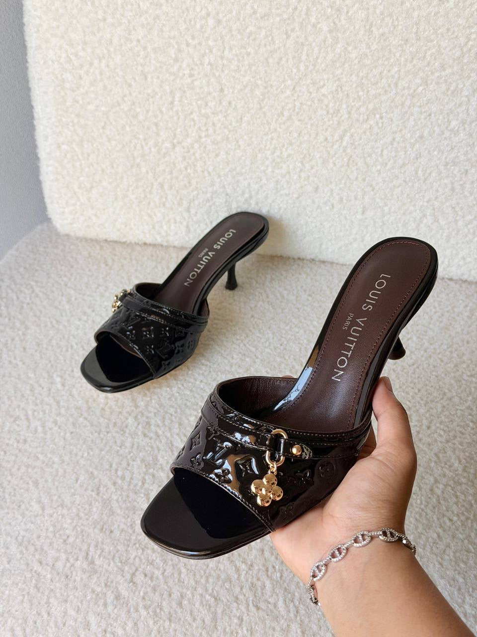 LV