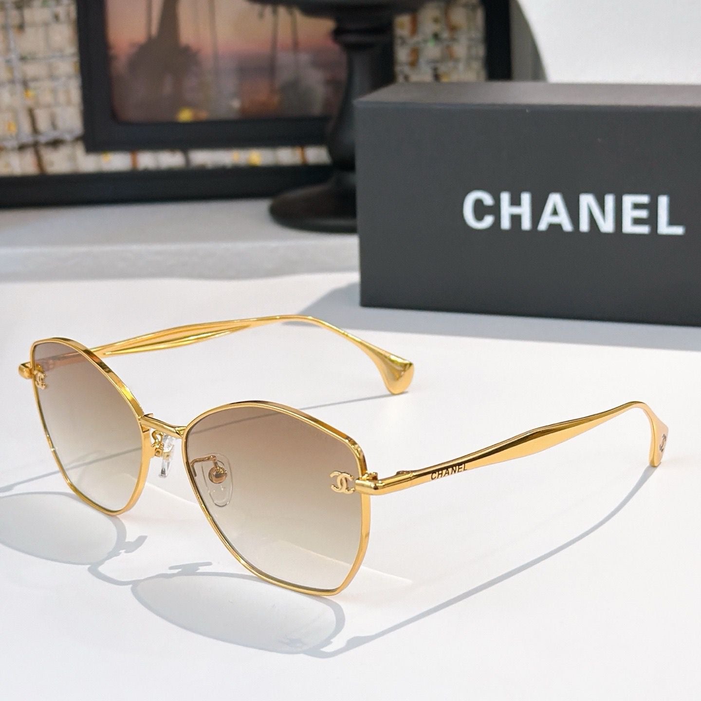 CHANEL