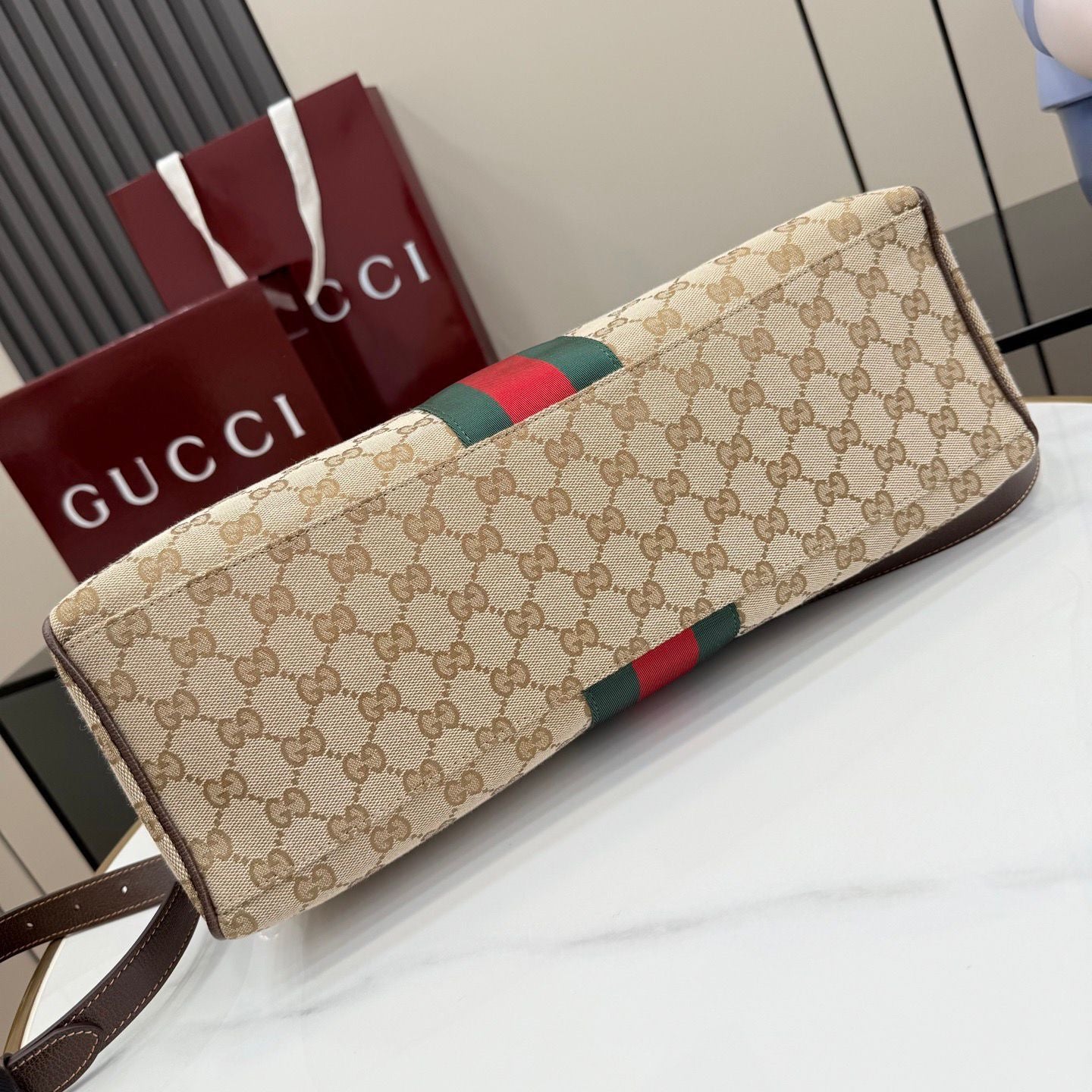 GUCCI