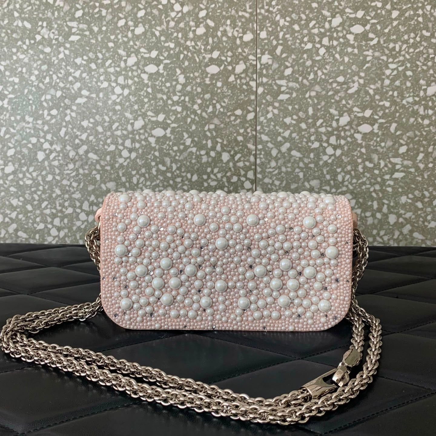 LV