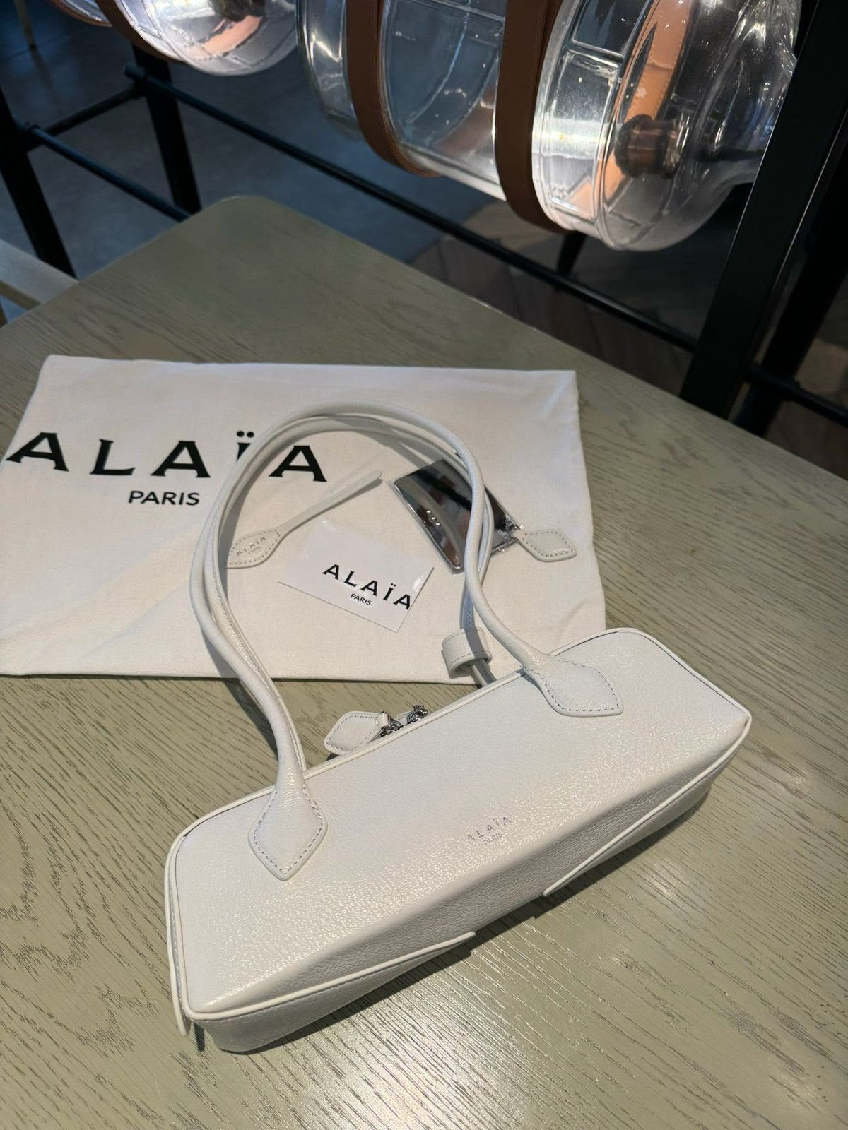 A L AIA