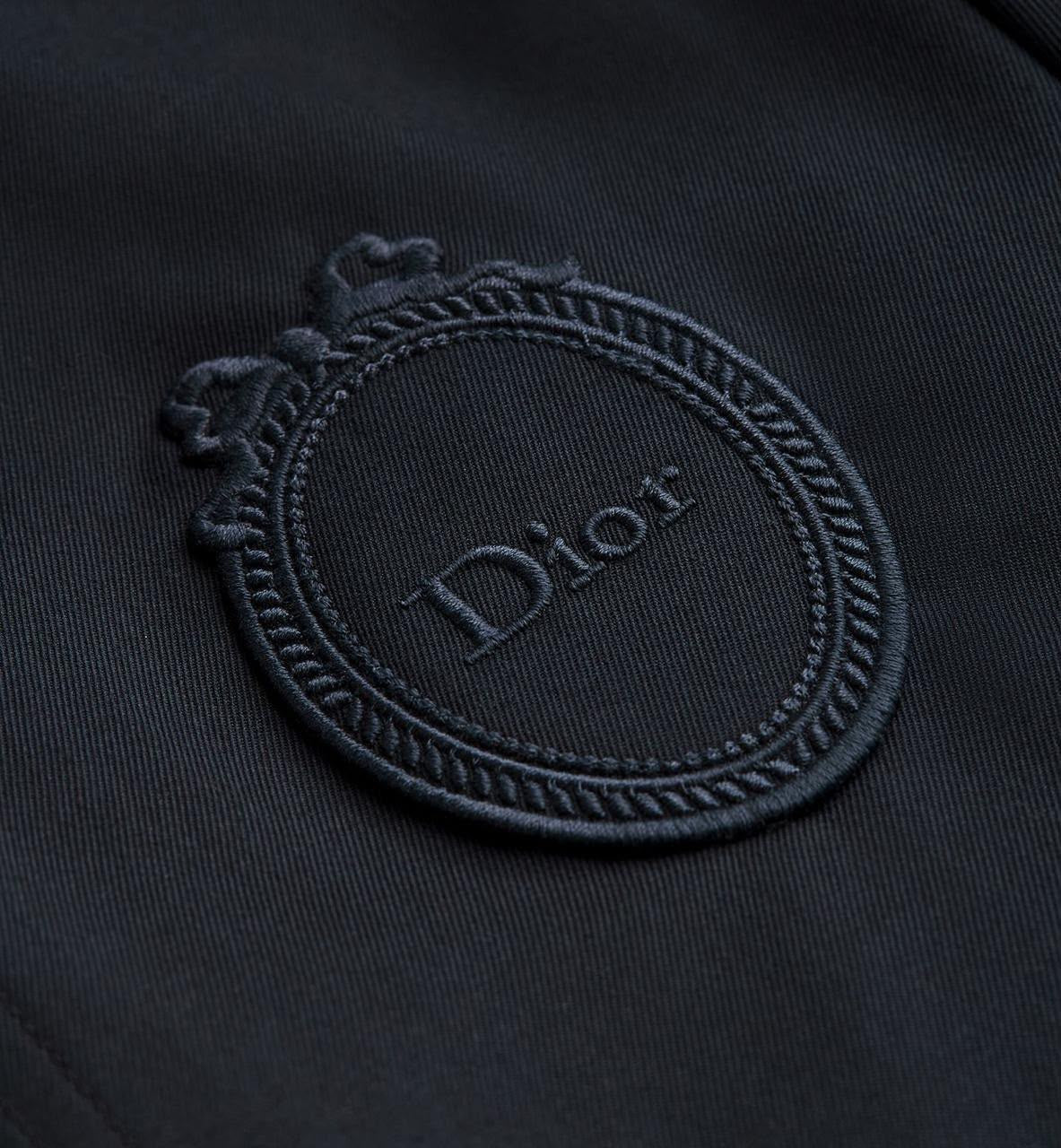 DIOR