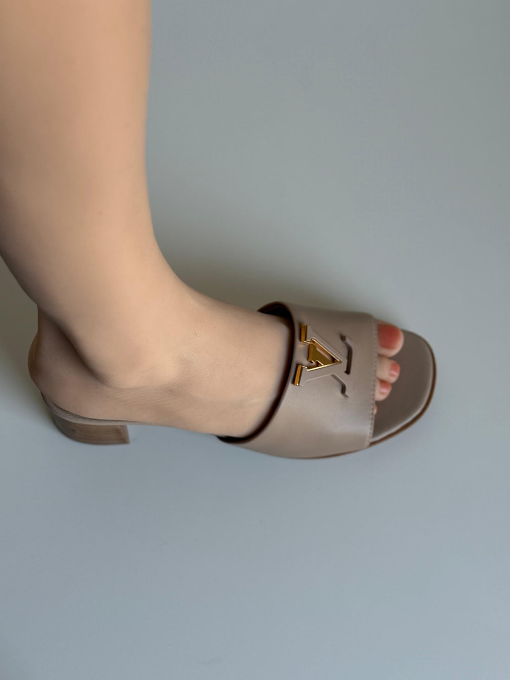 LV