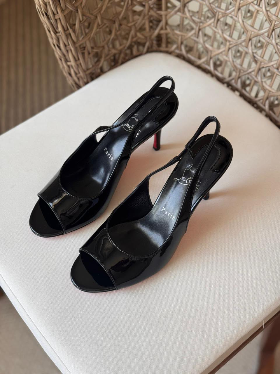 CHRISTIAN LOUBOUTIN