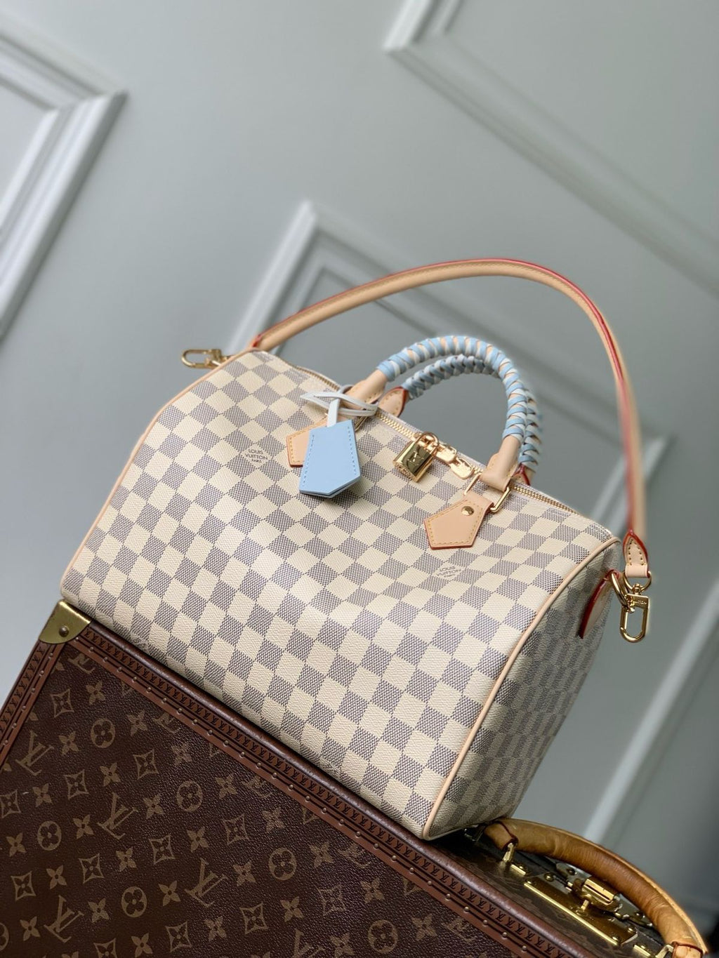 LV