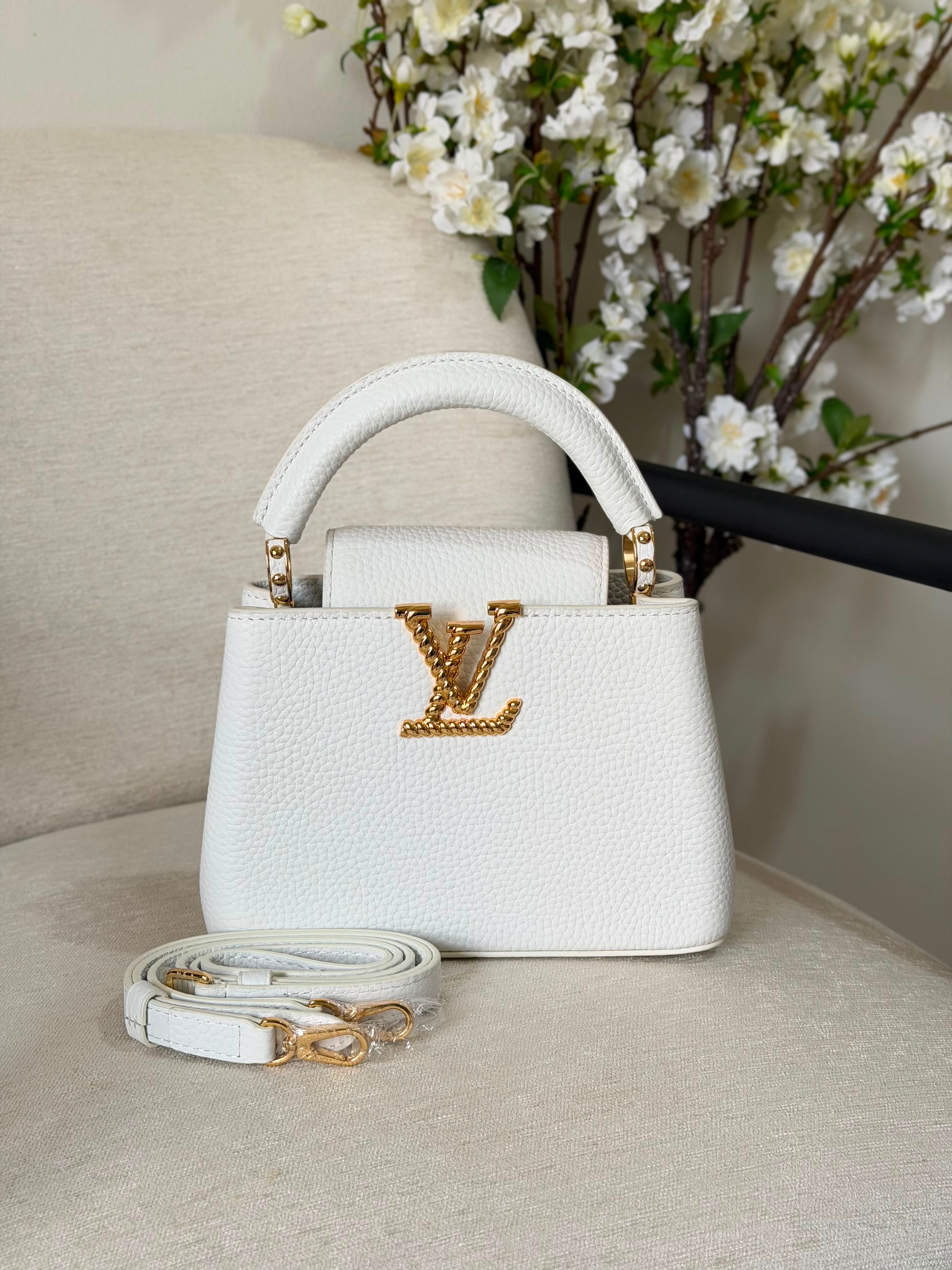 LV
