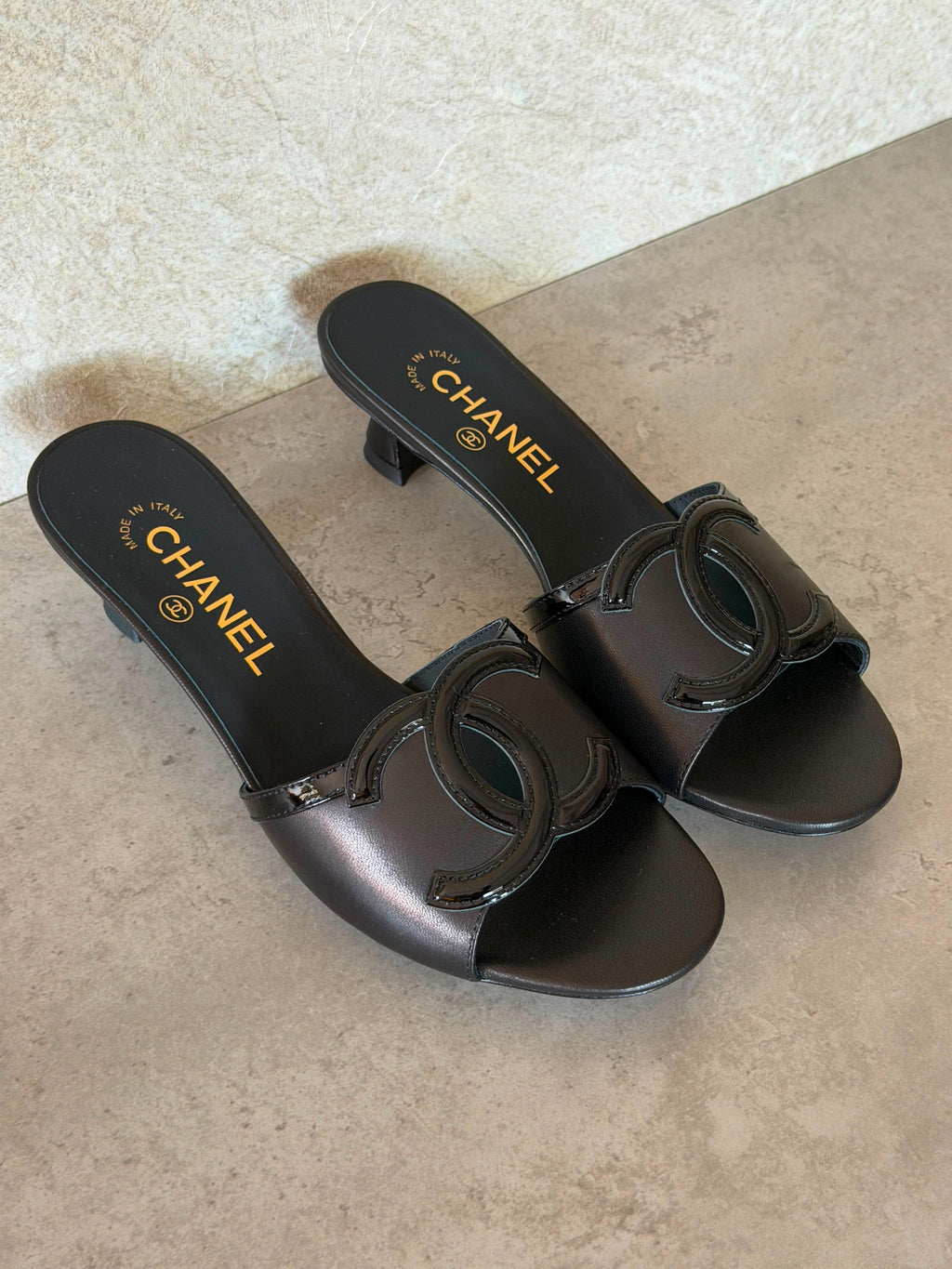 CHANEL