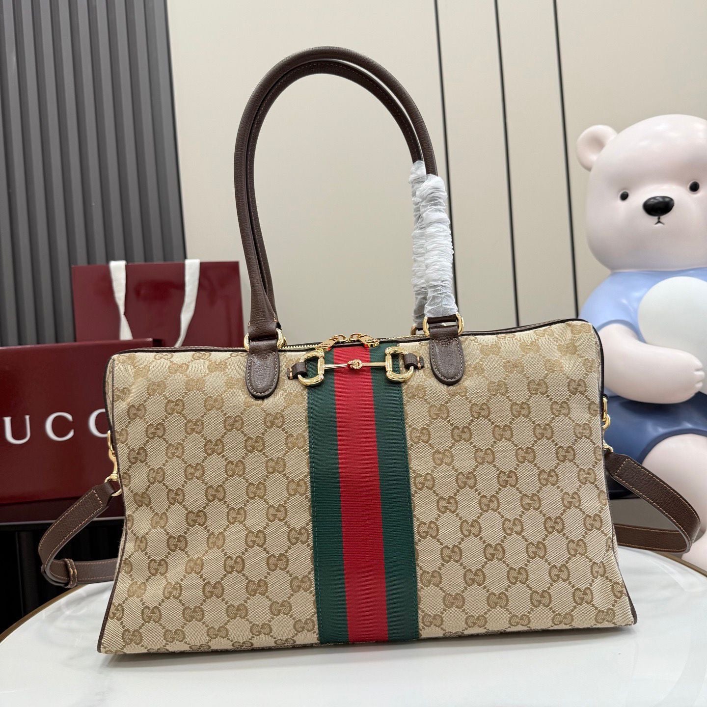 GUCCI
