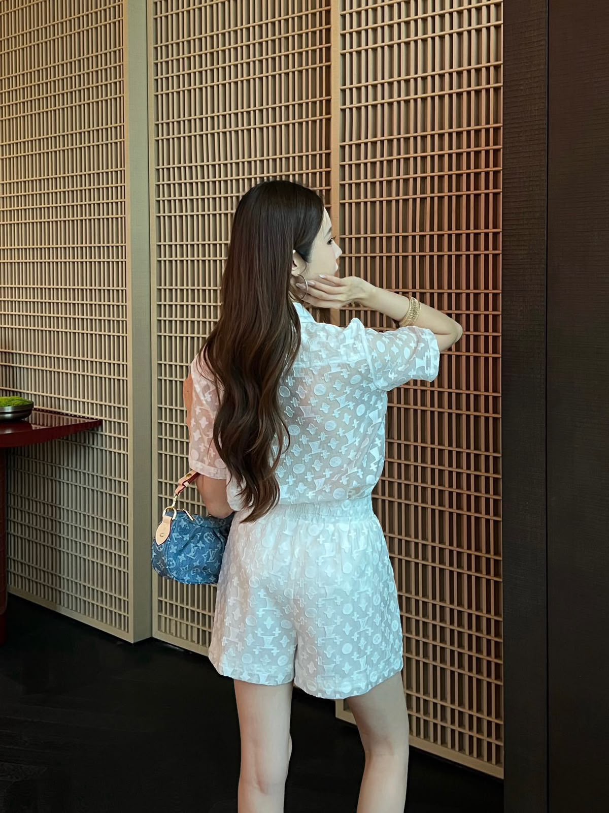 LV