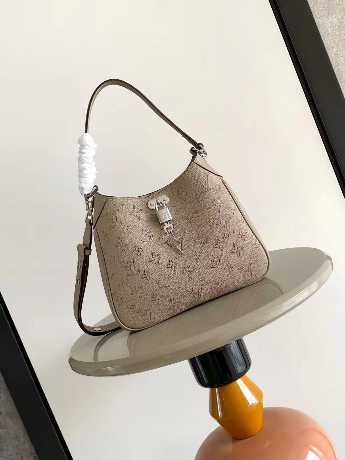 LV
