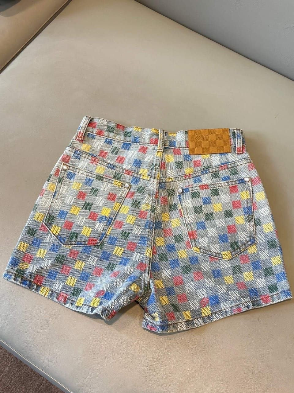 LV