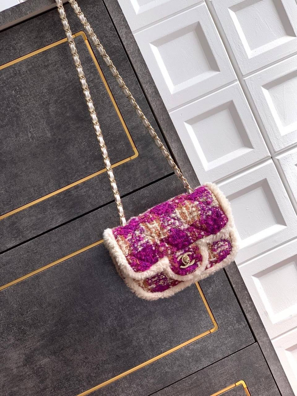 CHANEL