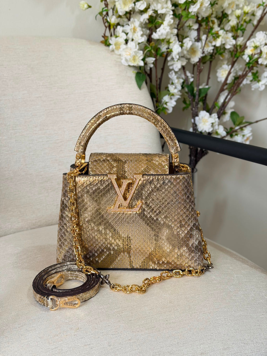 LV
