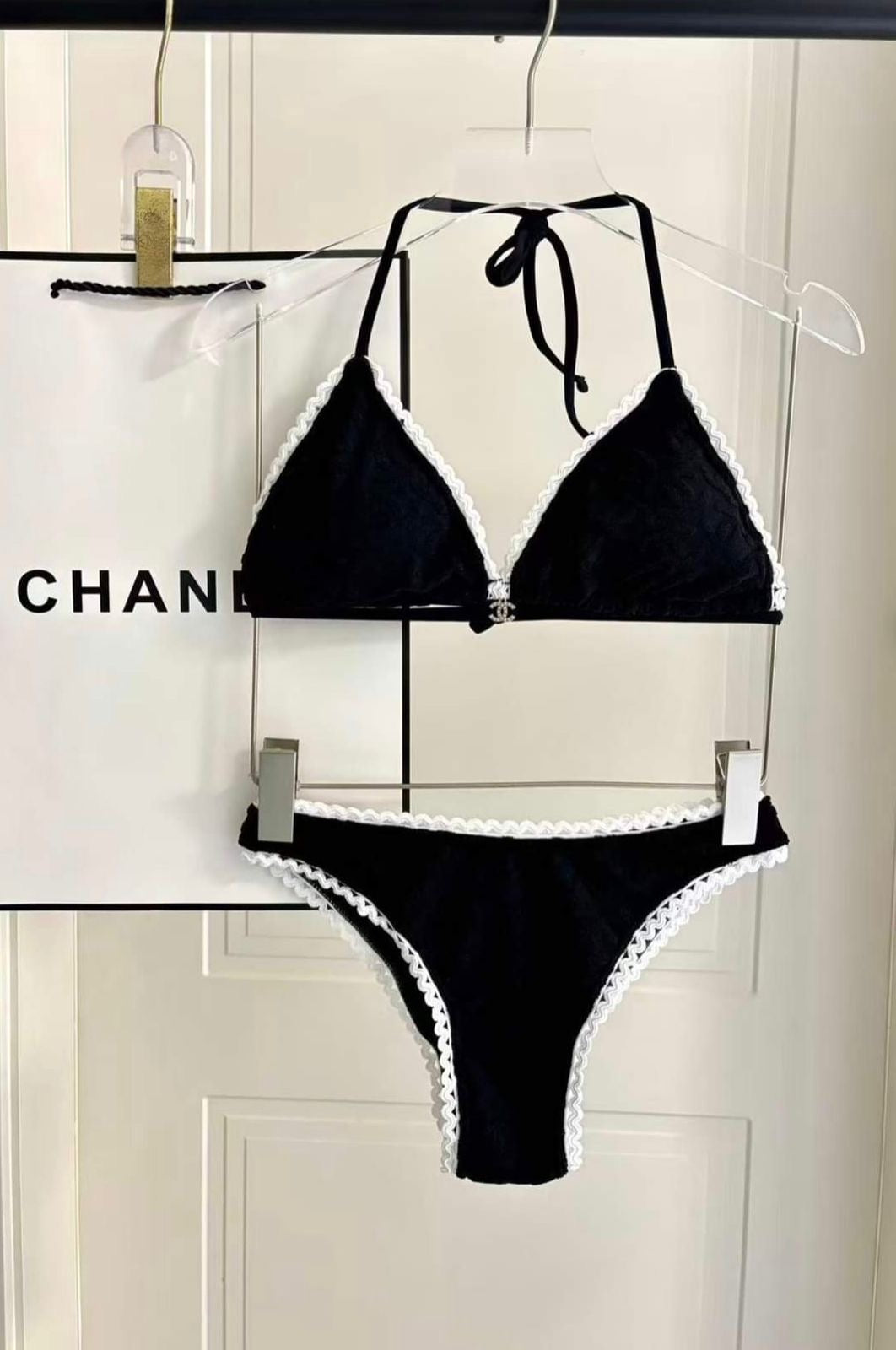 CHANEL