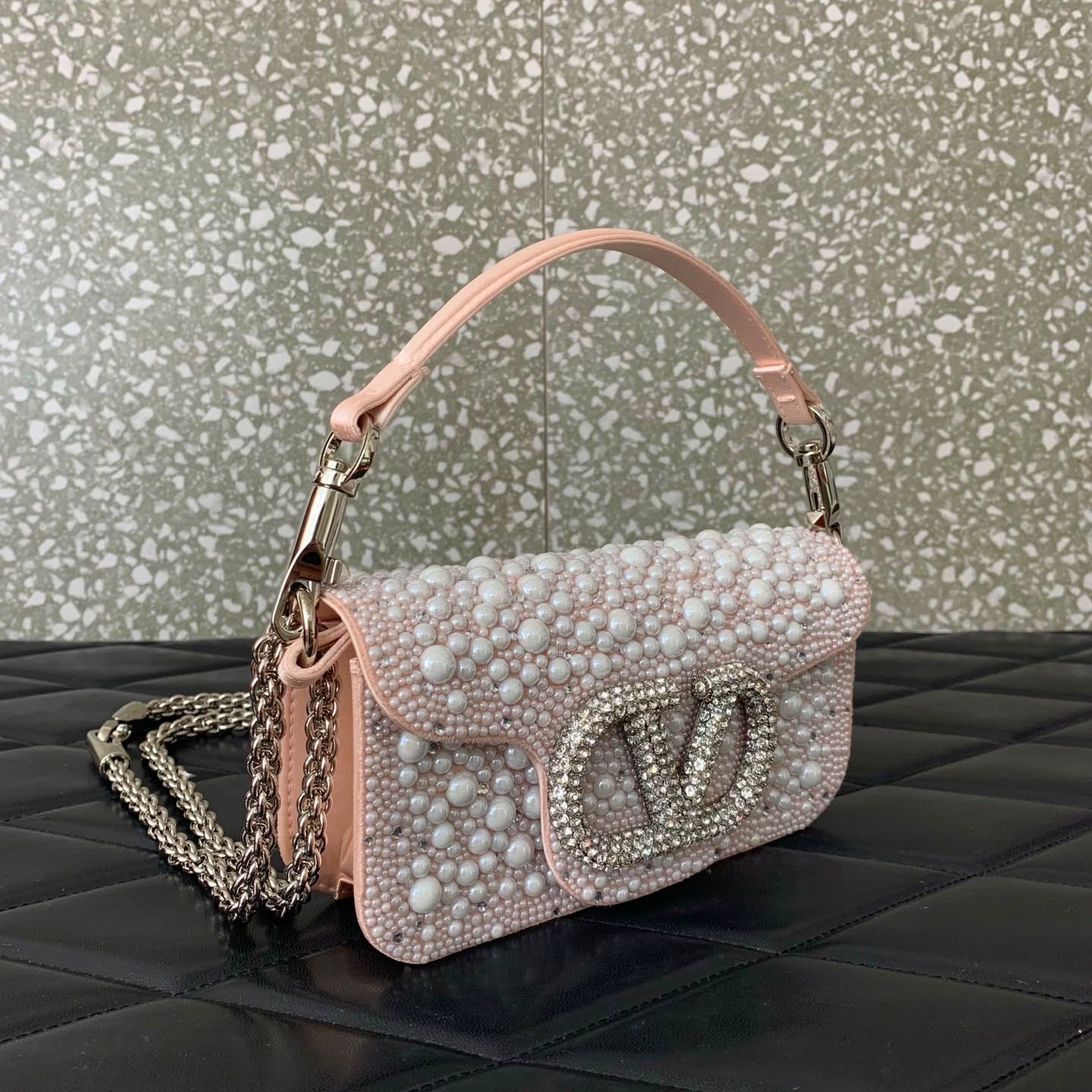 LV