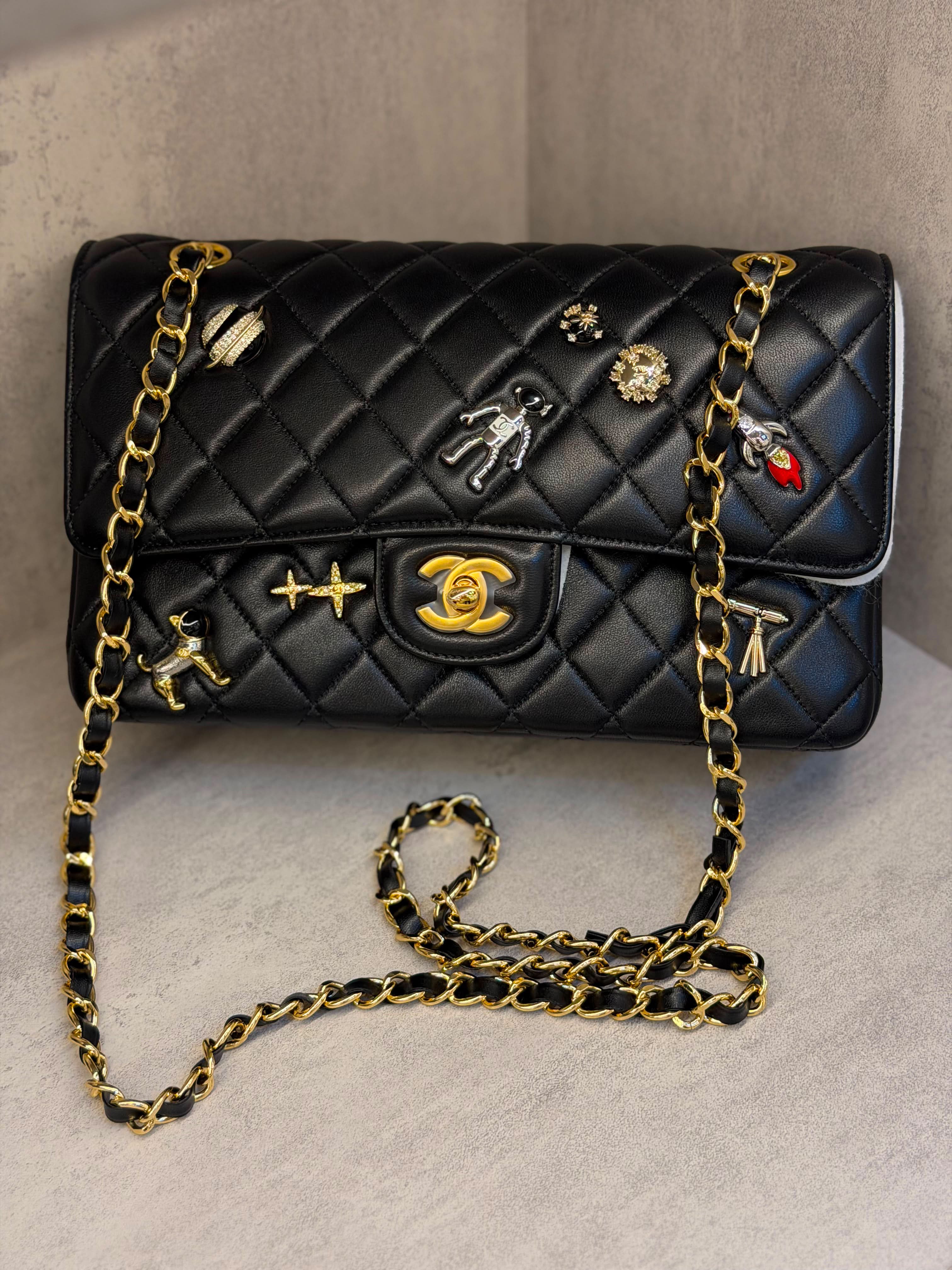 CHANEL